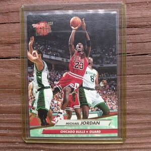 MICHAEL JORDAN 92-93 ULTRA FLEER Baseball Card